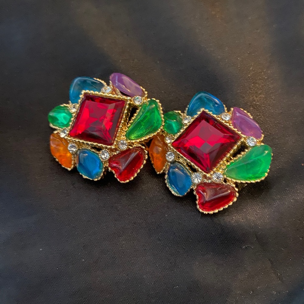 Multi colored vintage clip on earrings* fruit salad earrings